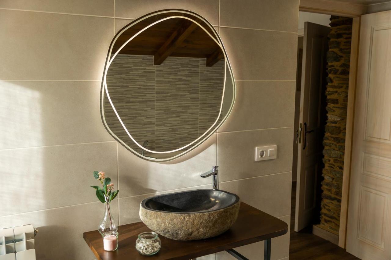 Apartamentos Casona Del Campo Navia Bagian luar foto